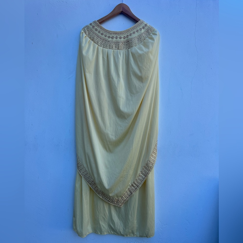 VTG Cocoon Cape Canary Yellow Gown - Picture 6 of 14